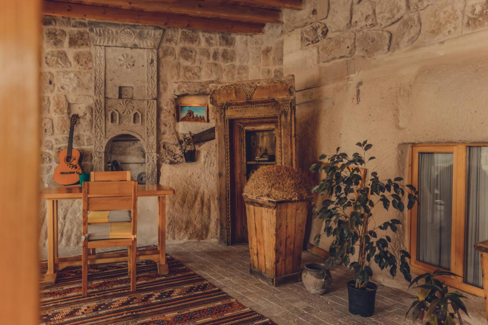 Pinhan Cave Suites أُتْشيسار المظهر الخارجي الصورة