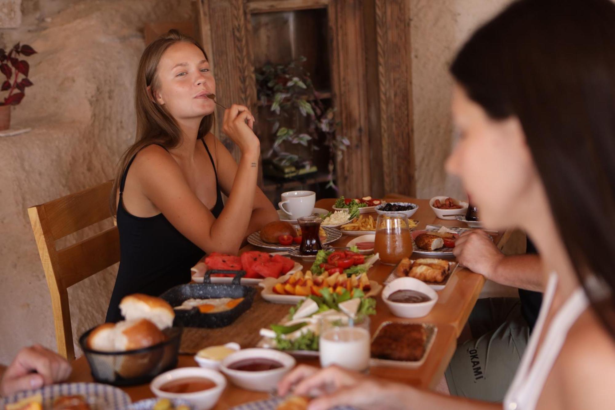 Pinhan Cave Suites أُتْشيسار المظهر الخارجي الصورة
